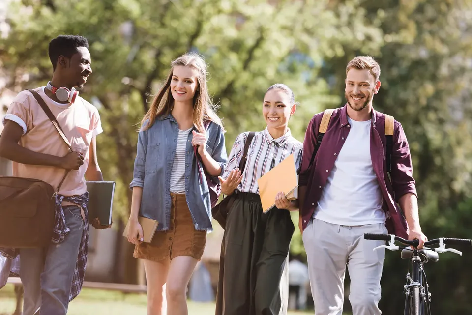 Programmes de cartes de campus : bien plus que des cartes étudiantes