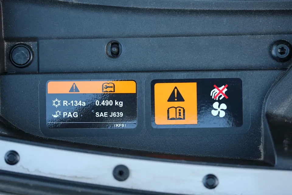 5 compliance requirements for automotive label durability testing
