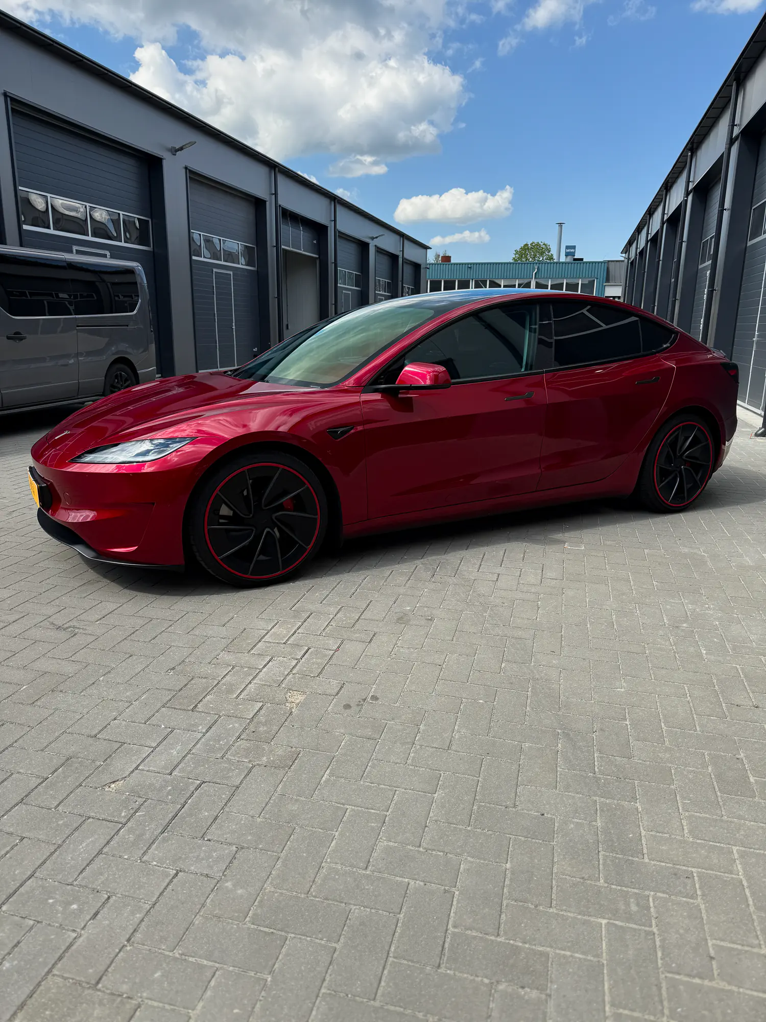 Eindresultaat autoruiten blinderen Tesla Model 3