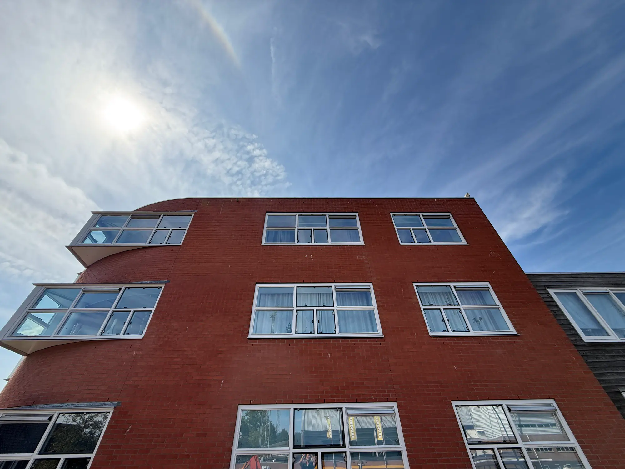 Gevelbeglazing met zonwerende keramische DOT-Matrix Windowfilm