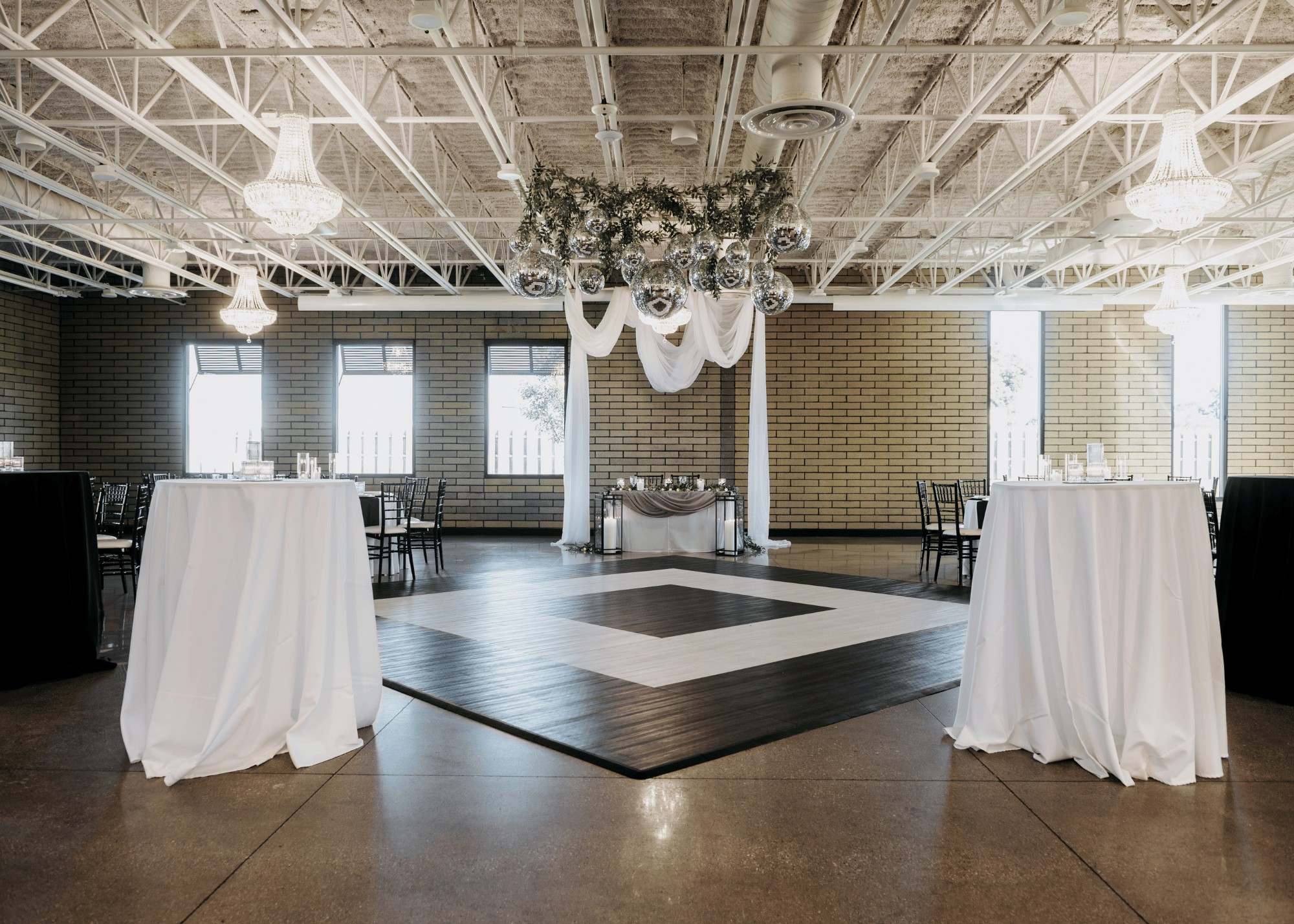 Harbor room