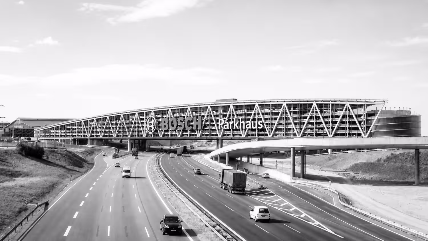 Boschprakhaus, Aufnahme über der A8, geplant von PROKON