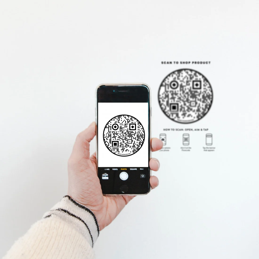 Flowcode vs. Standard qr graphic 1