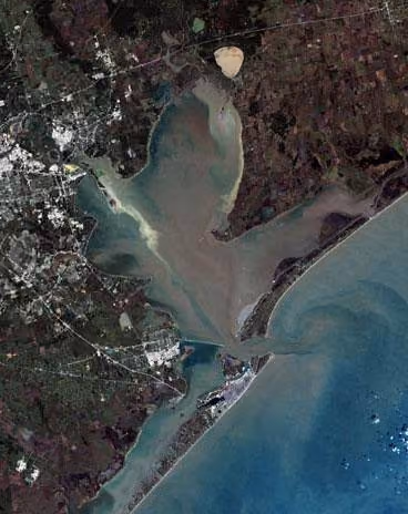 As water grows scarce, Texas nonprofit helps take care of Galveston Bay