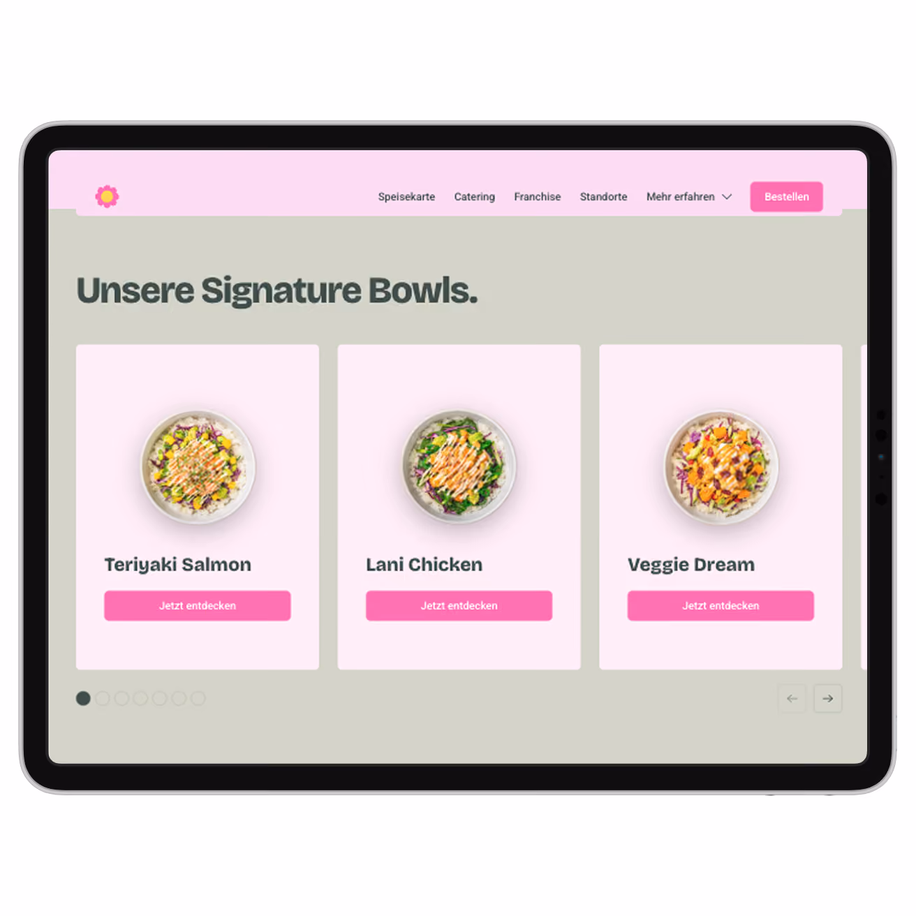 Tablet-Bildschirm, der eine deutsche Website für Essen anzeigt, mit der Rubrik „Unsere Signature Bowls“ – darunter Teriyaki Salmon, Lani Chicken und Veggie Dream Bowls.
