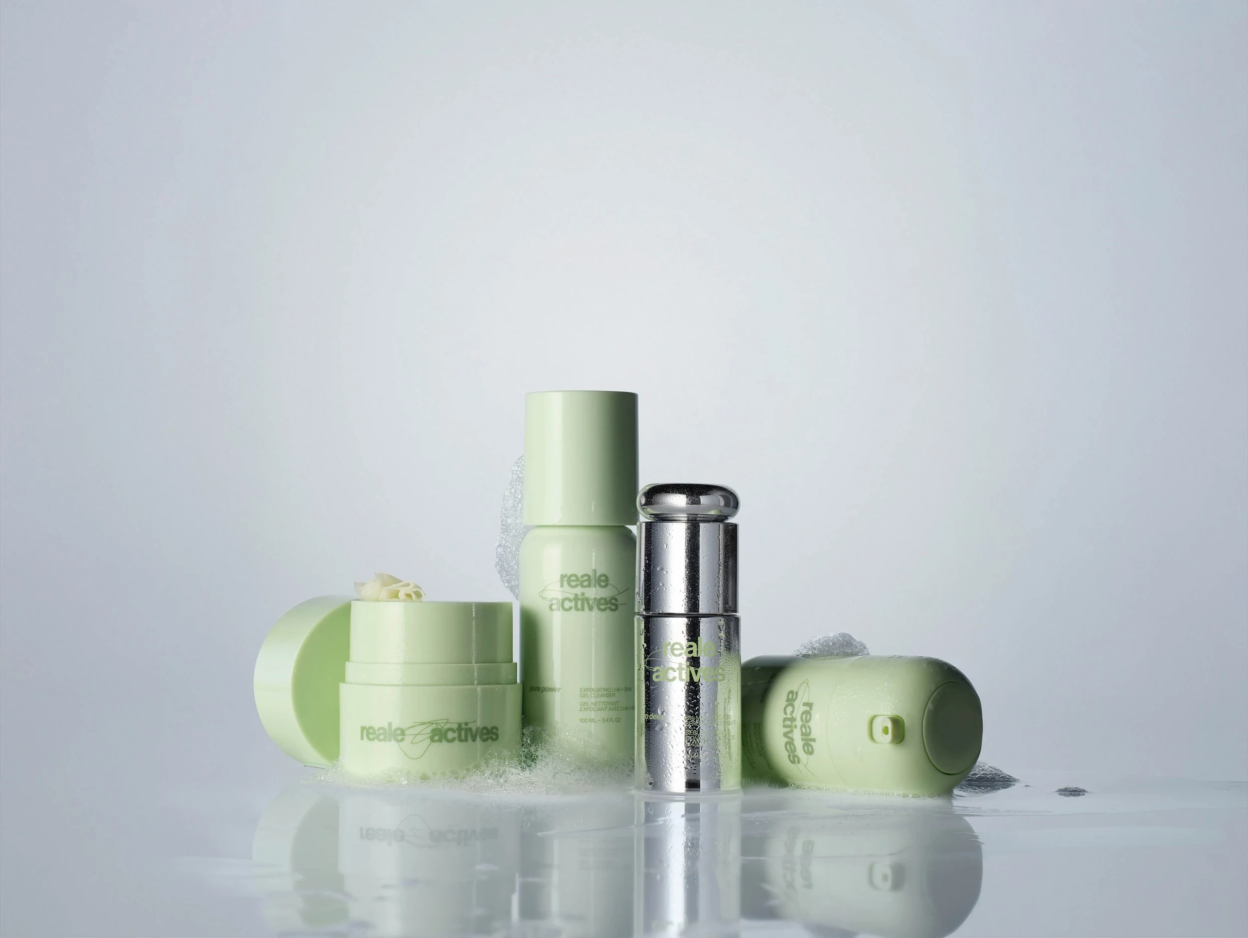 Reale Actives product family group shot