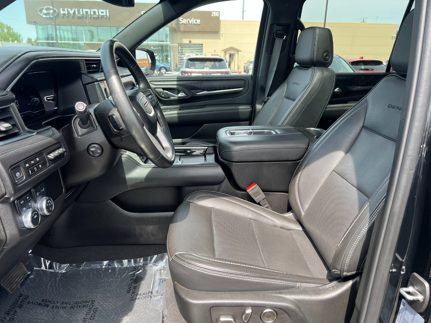 2024 GMC Yukon XL Denali