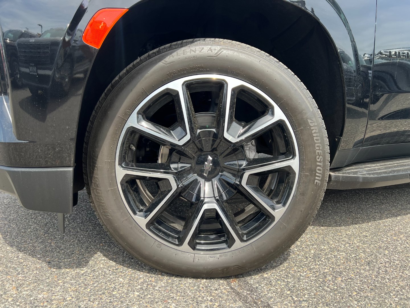 2024 Chevrolet Suburban RST