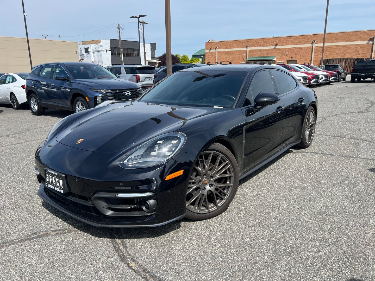 2023 Porsche Panamera RWD