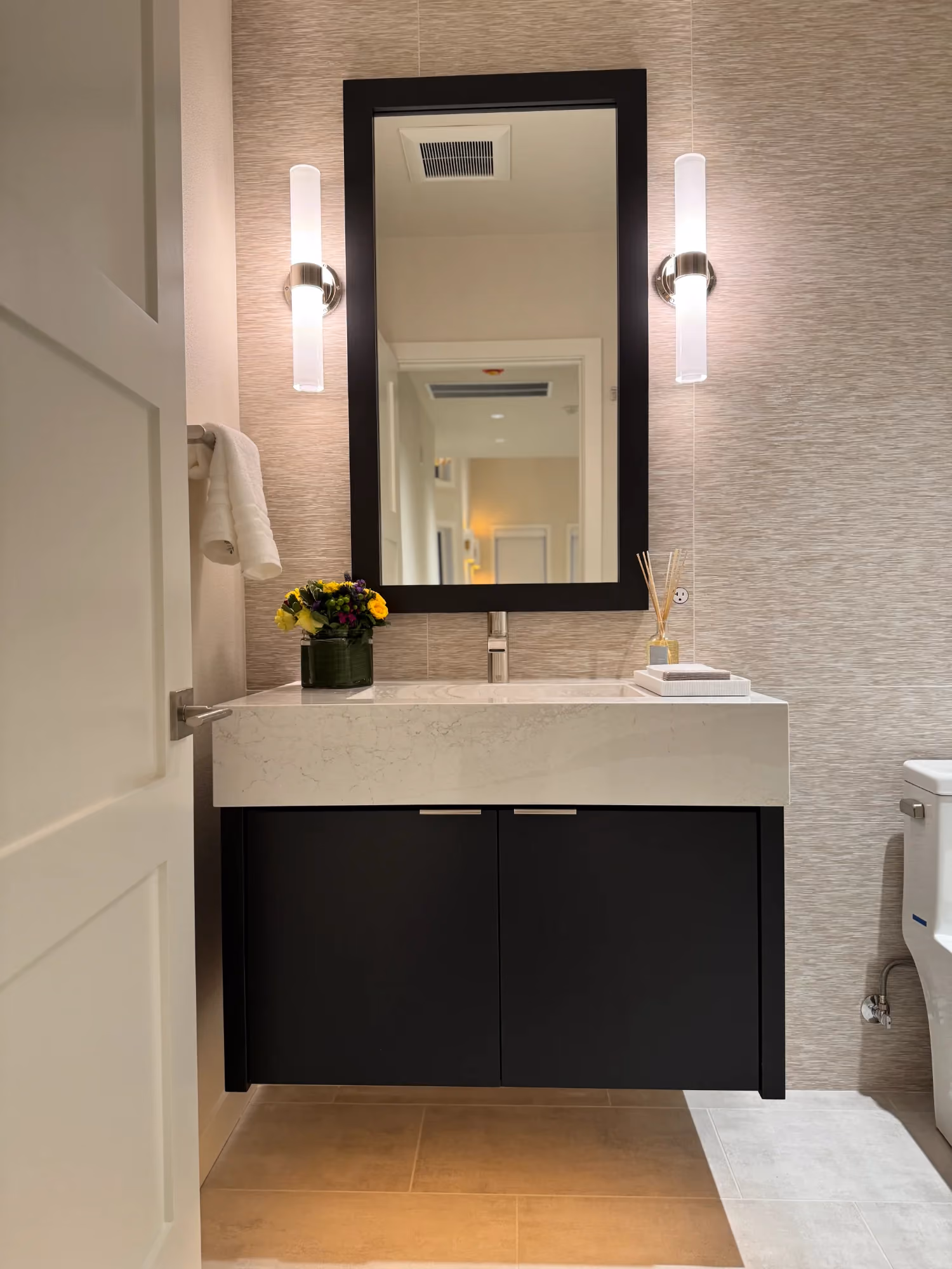 Bathroom vanity with mirror and wall LEDs