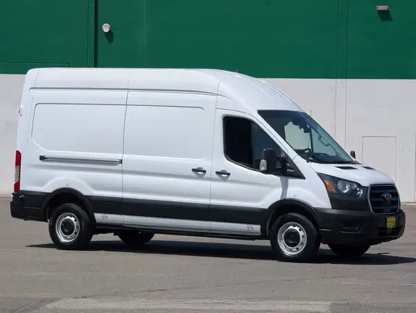 2022 Ford E-Transit Cargo Van Base