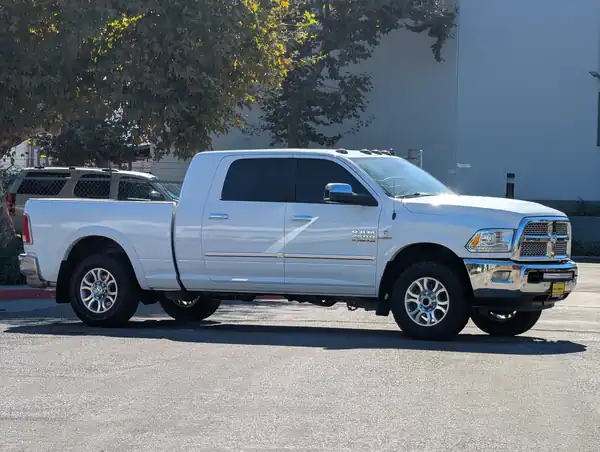 2016 RAM 2500 Pickup Laramie