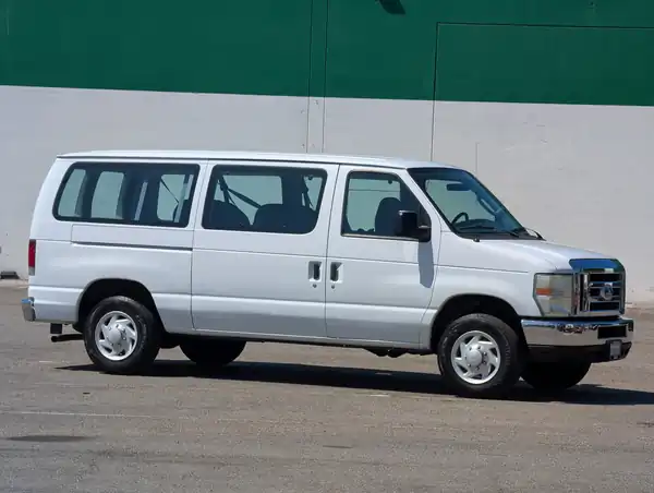 2008 Ford E-Series Econoline Wagon
