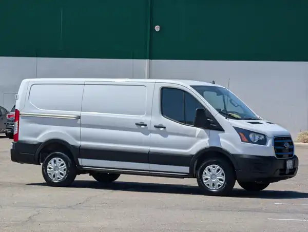 2022 Ford E-Transit Cargo Van Base