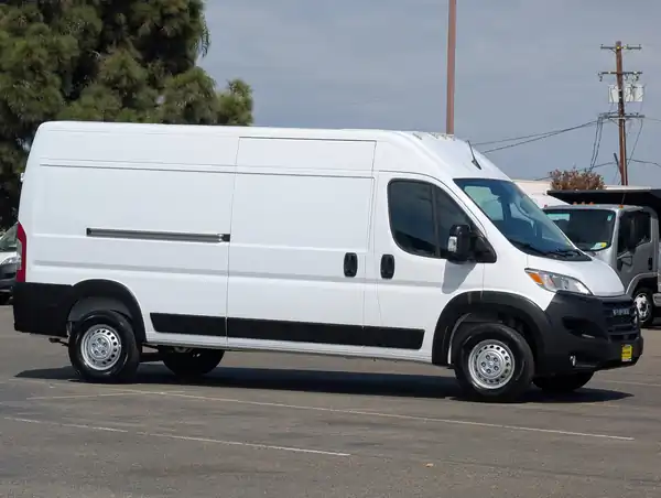 2026 RAM ProMaster Cargo Van Tradesman