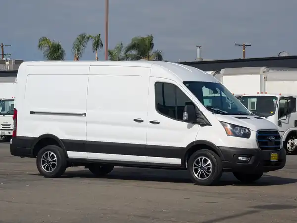 2023 Ford E-Transit Cargo Van Base