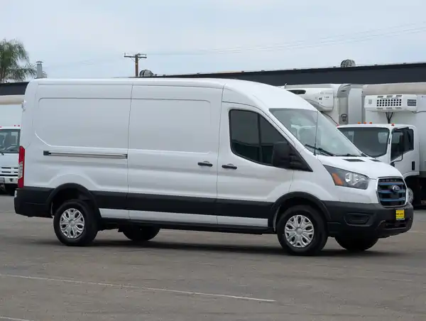 2023 Ford E-Transit Cargo Van Base