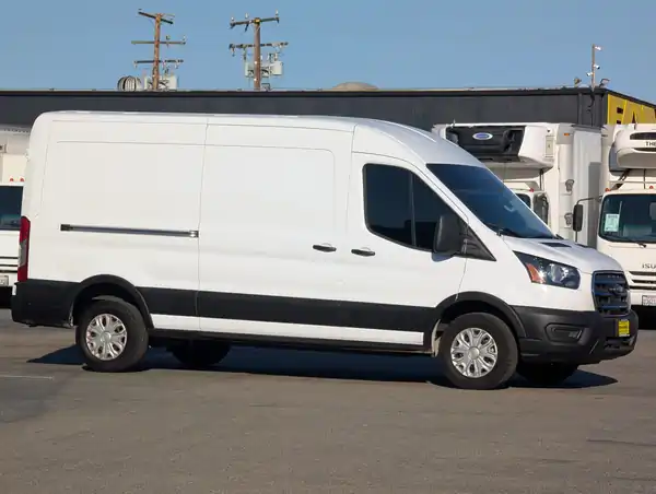 2023 Ford E-Transit Cargo Van Base