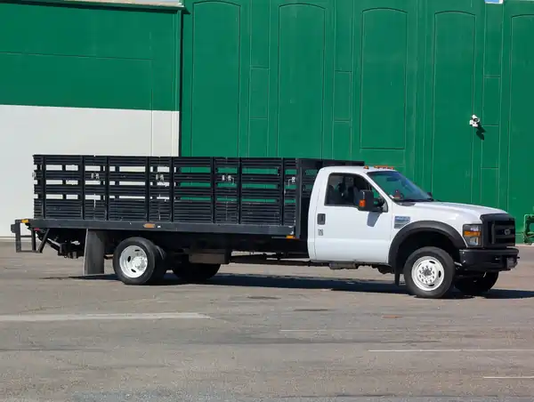 2008 Ford F-450 Super Duty Chassis Cab