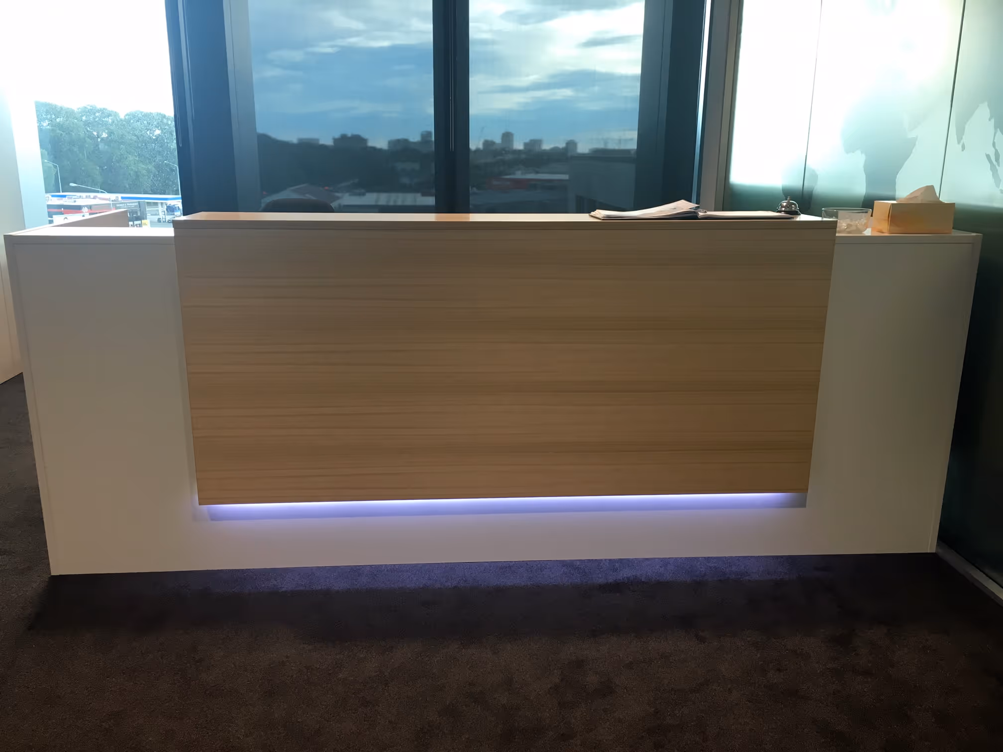Sensa Reception Counter