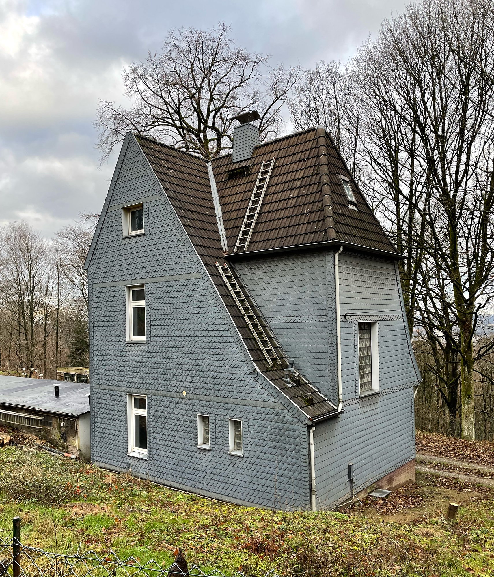 Mushroom House Königshöhe before the artistic transformation, Wuppertal