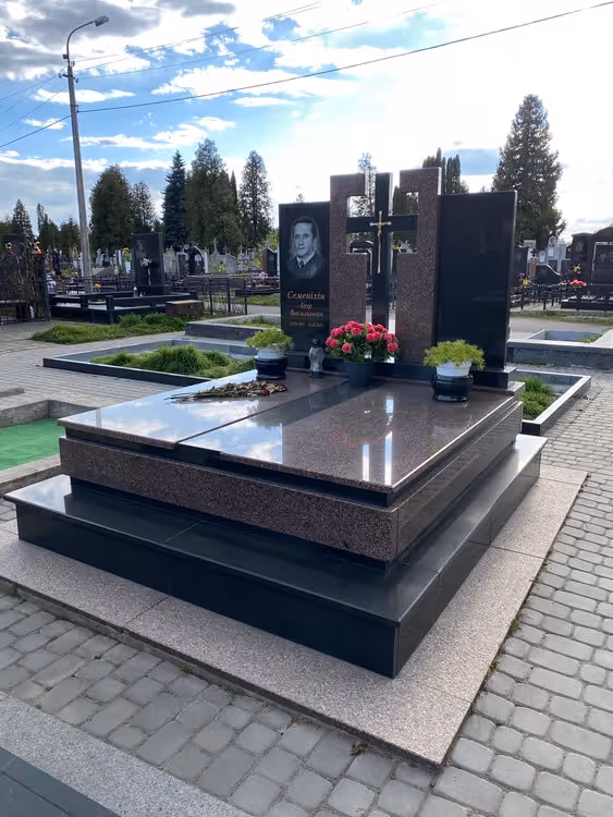 Подвійний пам'ятник