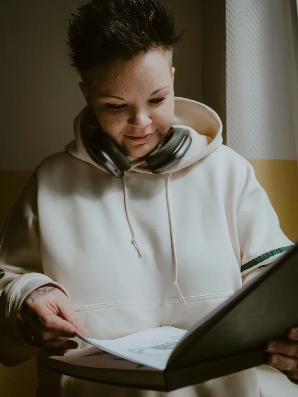 Open-Graph-Bild von Kim Weber, Webdesignerin aus Berlin, mit dem Titel „Wie werde ich Webdesigner? Meine etwas andere Story“ persönlicher Blogartikel über ihren Weg in die Webdesign-Branche.