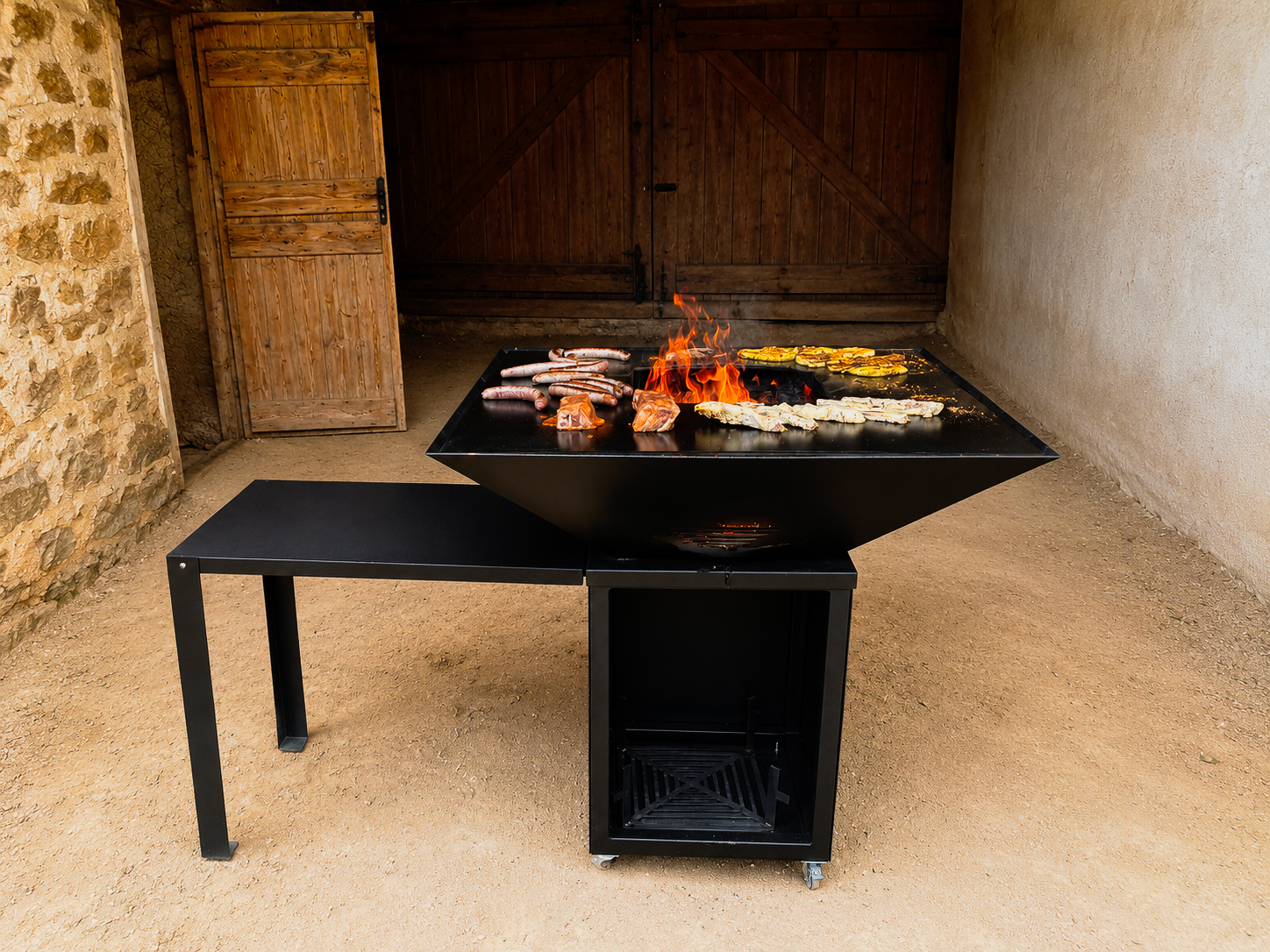 Cuisson de côtelettes d’agneau sur brasero pour repas et événements en extérieur