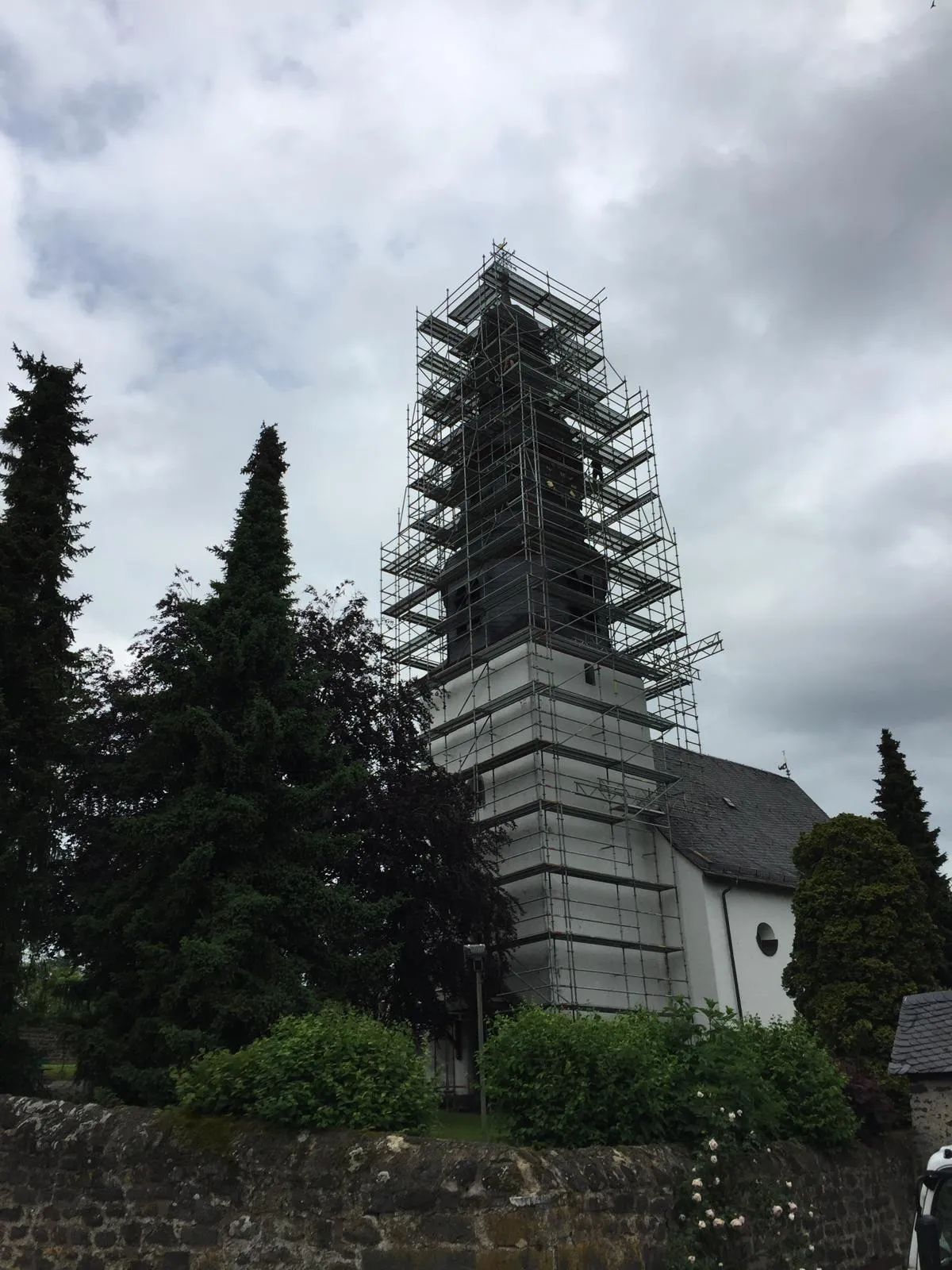 Gerüst am Kirchturm, Eberstadt