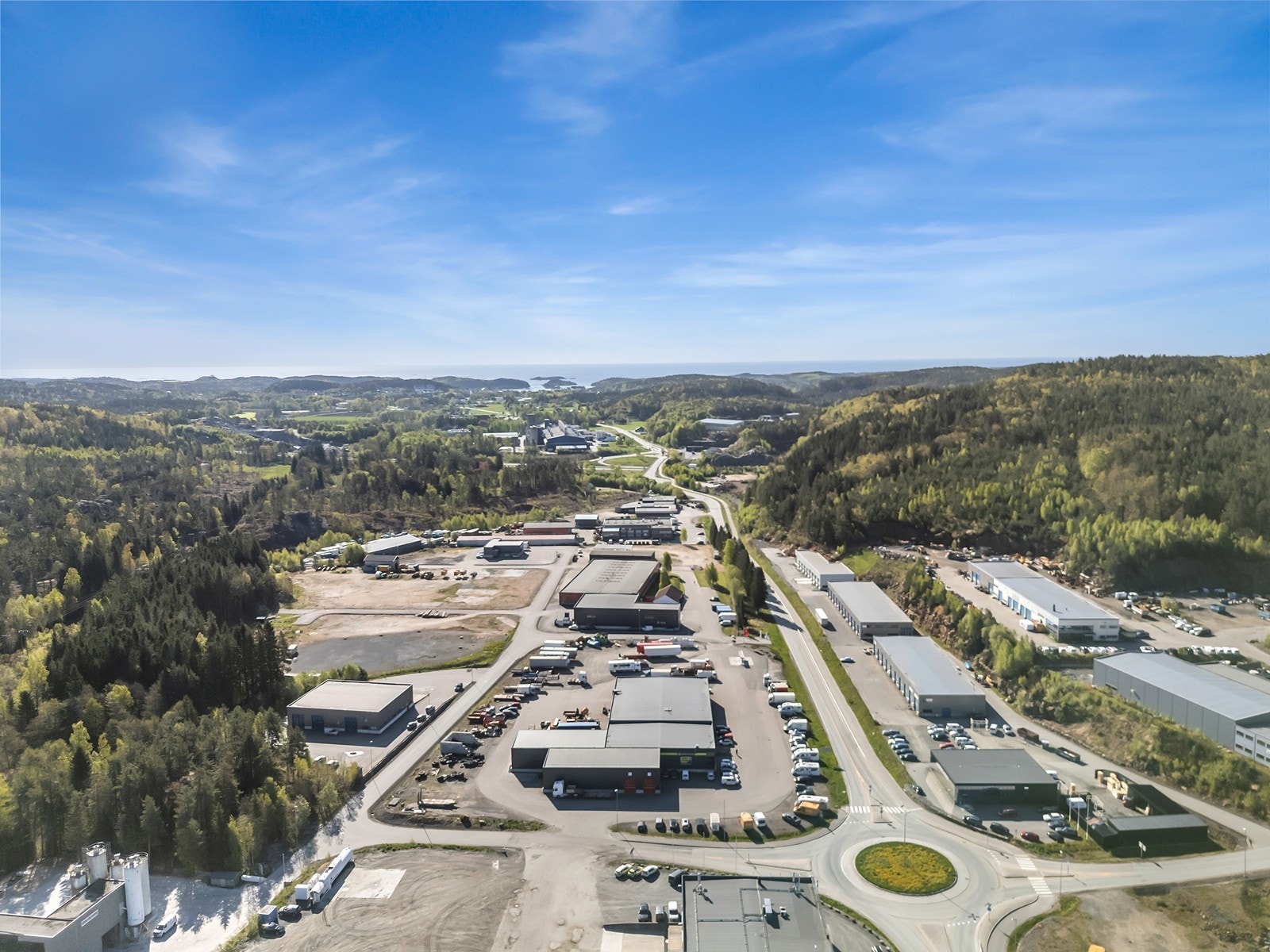Ferdige næringstomter fra ca. 760 kvm og oppover