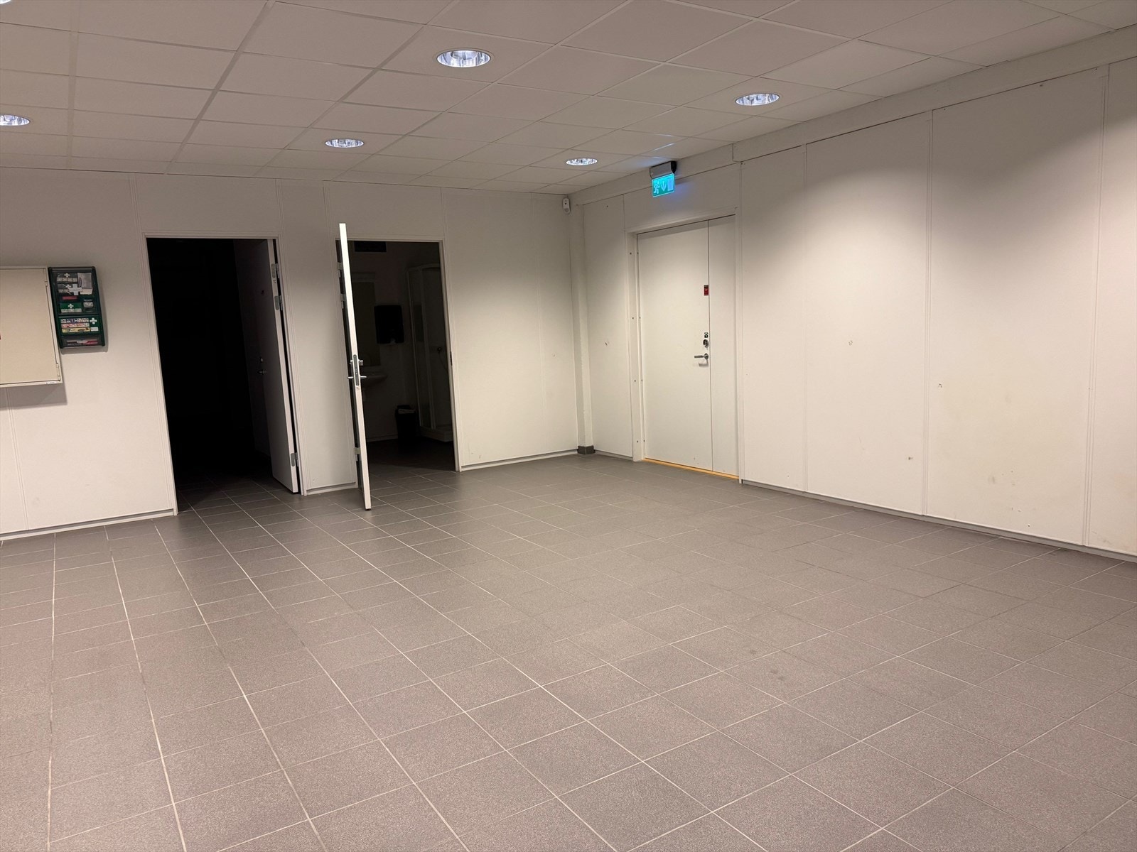 Flotte butikklokaler - klare for innflytting! God eksponering mot E18