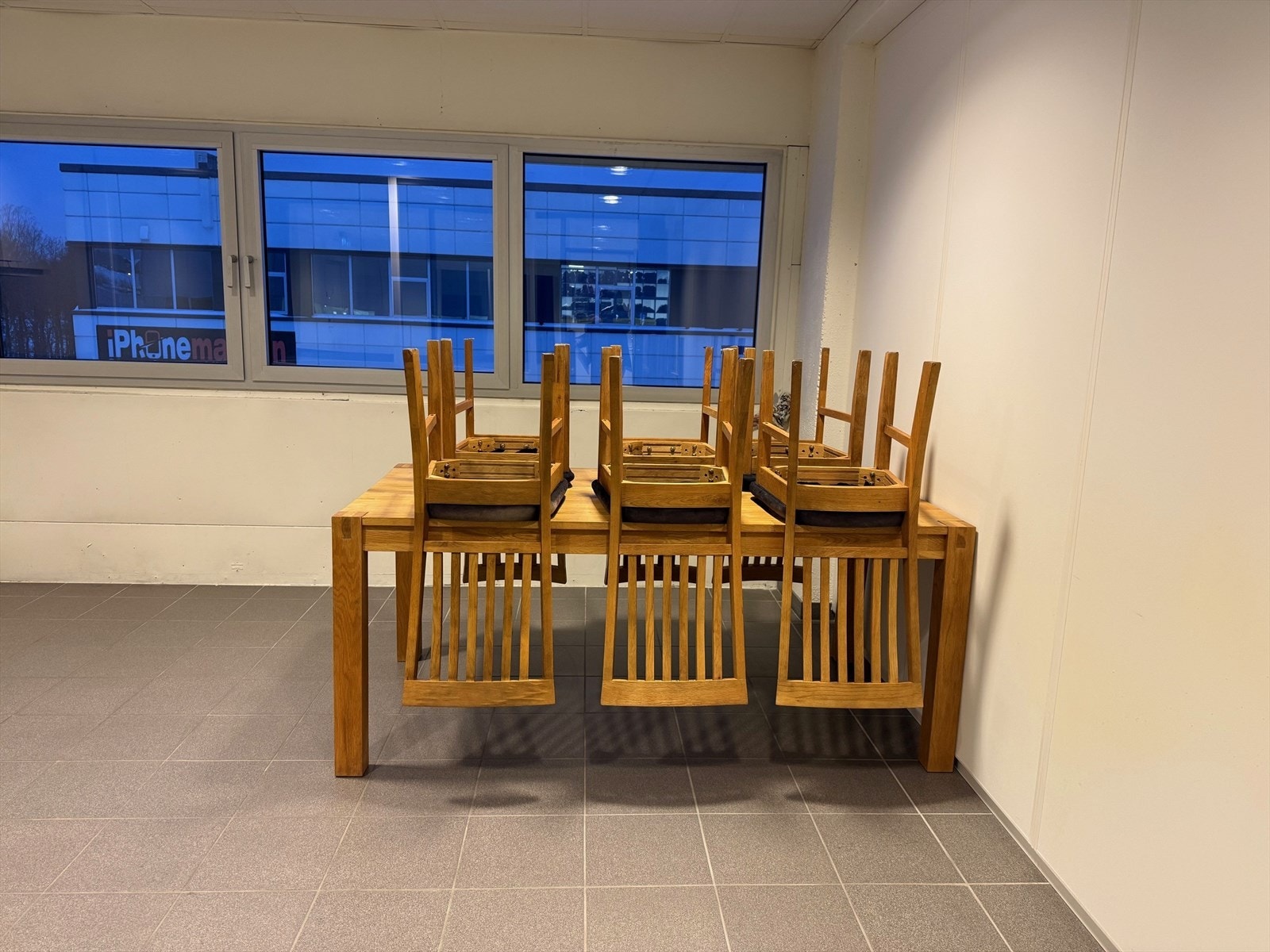 Flotte butikklokaler - klare for innflytting! God eksponering mot E18