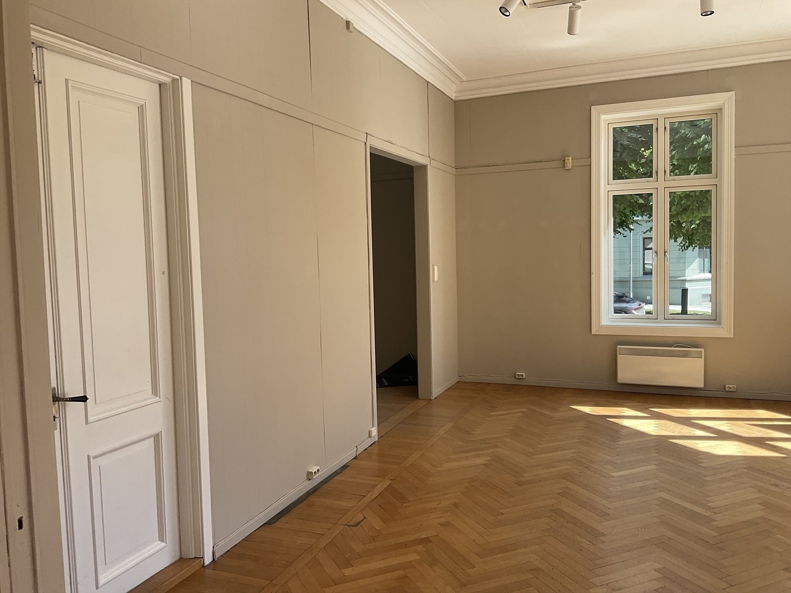 Lokaler til leie i ærverdig byvilla på sentralt hjørne av Kvadraturen | ca 200 kvm