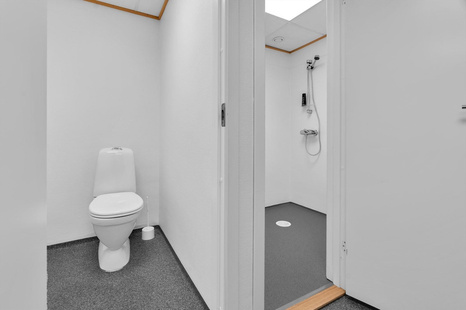 Kontorlokaler med cellekontorer og mulighet for felles kantine - Stoa