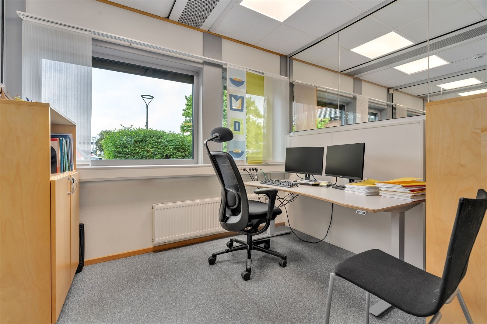 Kontorlokaler med cellekontorer og mulighet for felles kantine - Stoa