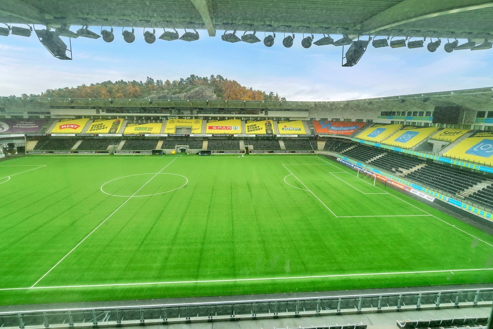 1060 m2 BTA kontor til leie på Sør Arena | Kontorlokalene kan deles i 3 soner