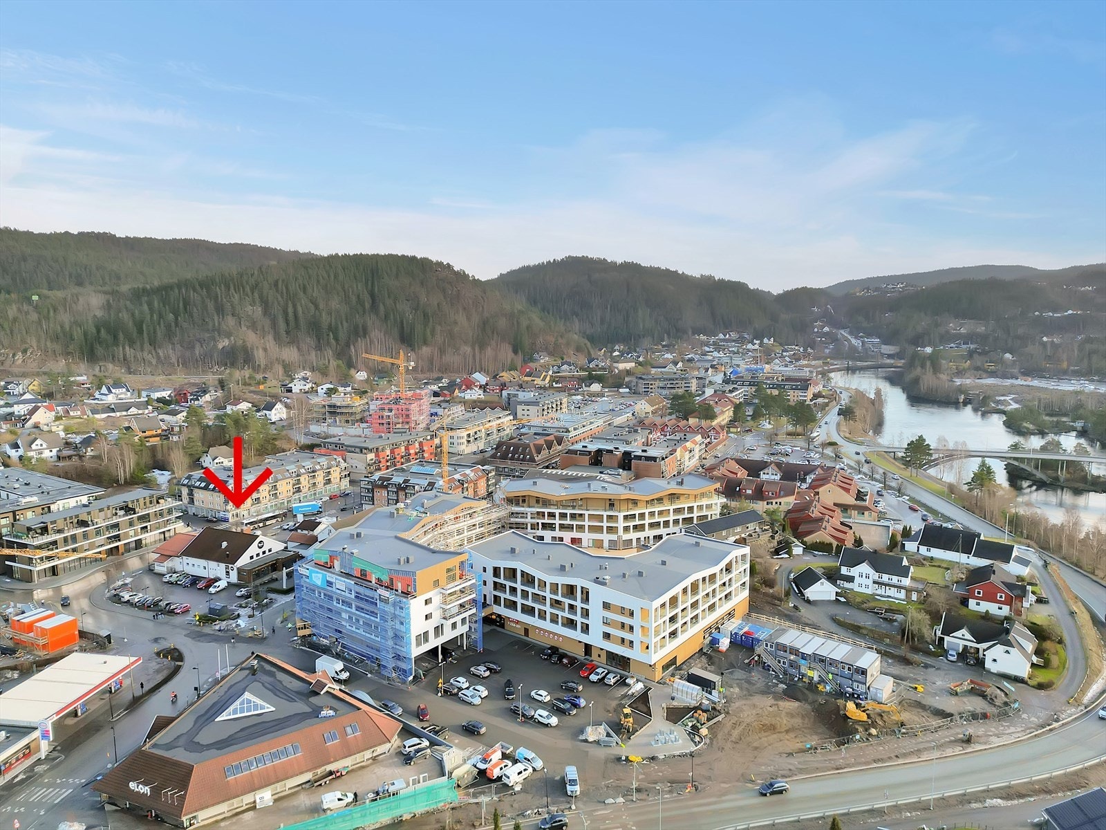 Attraktivt butikklokale sentralt beliggende i Vennesla sentrum, med god eksponering!