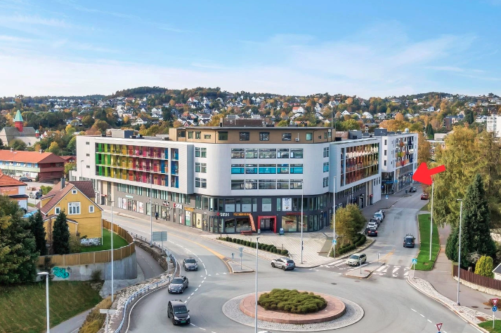 Butikklokaler på 449 m2 BTA | 1. etasje | Meget sentralt i Vågsbygd | God eksponering