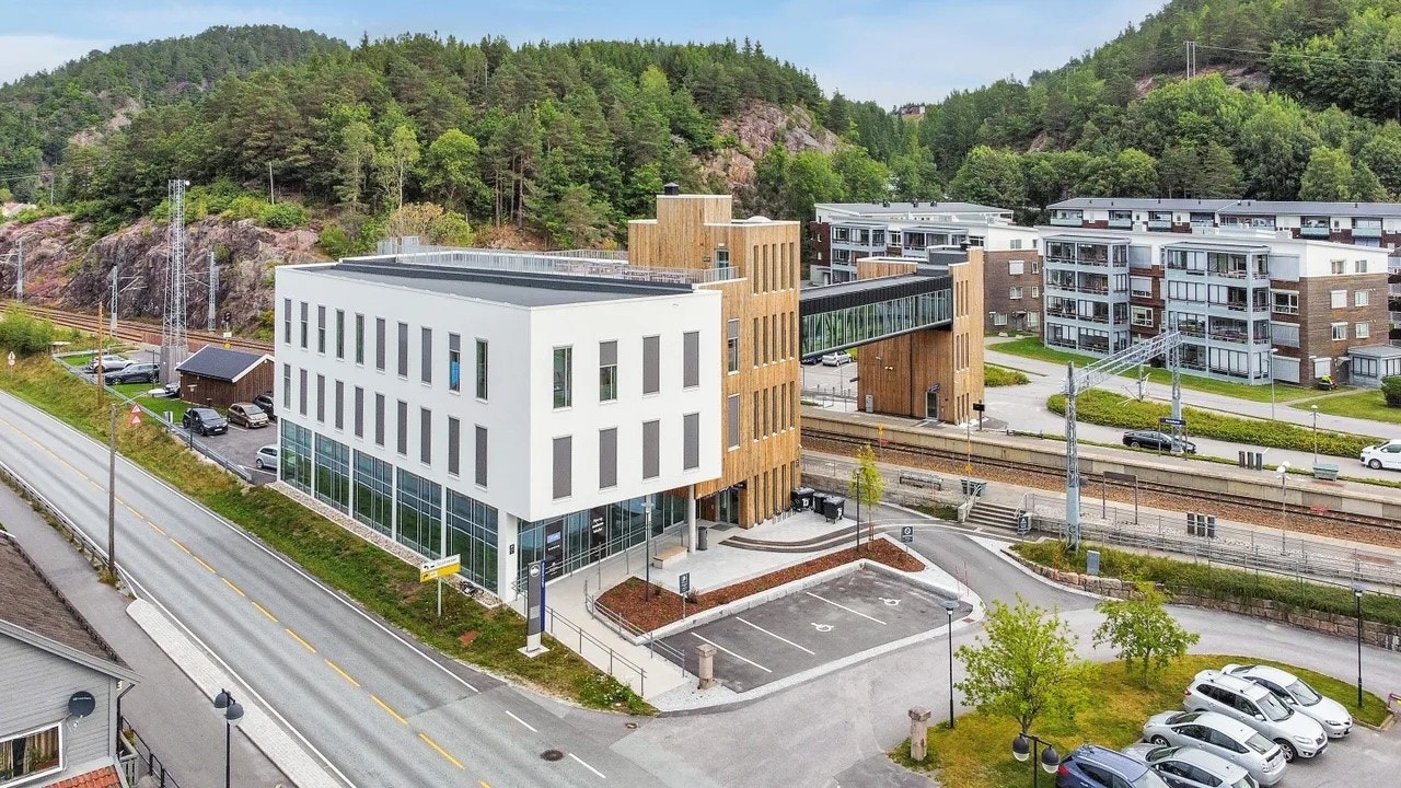 Nodeland Stasjon -moderne næringsseksjon til leie i 1. etasje