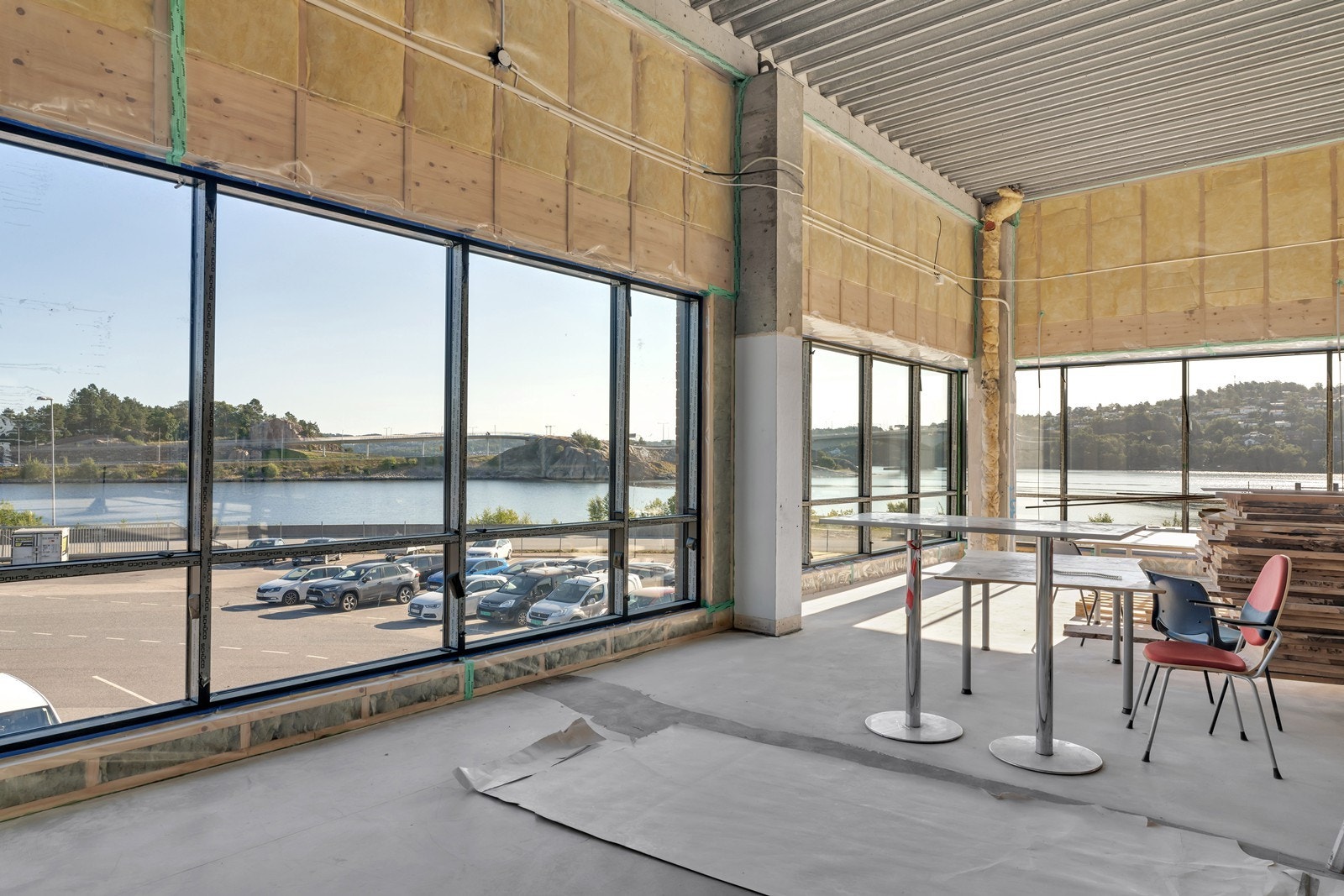 Kontor/showroom med fantastisk sjøutsikt og sentral beliggenhet på Vige, Kristiansand Øst
