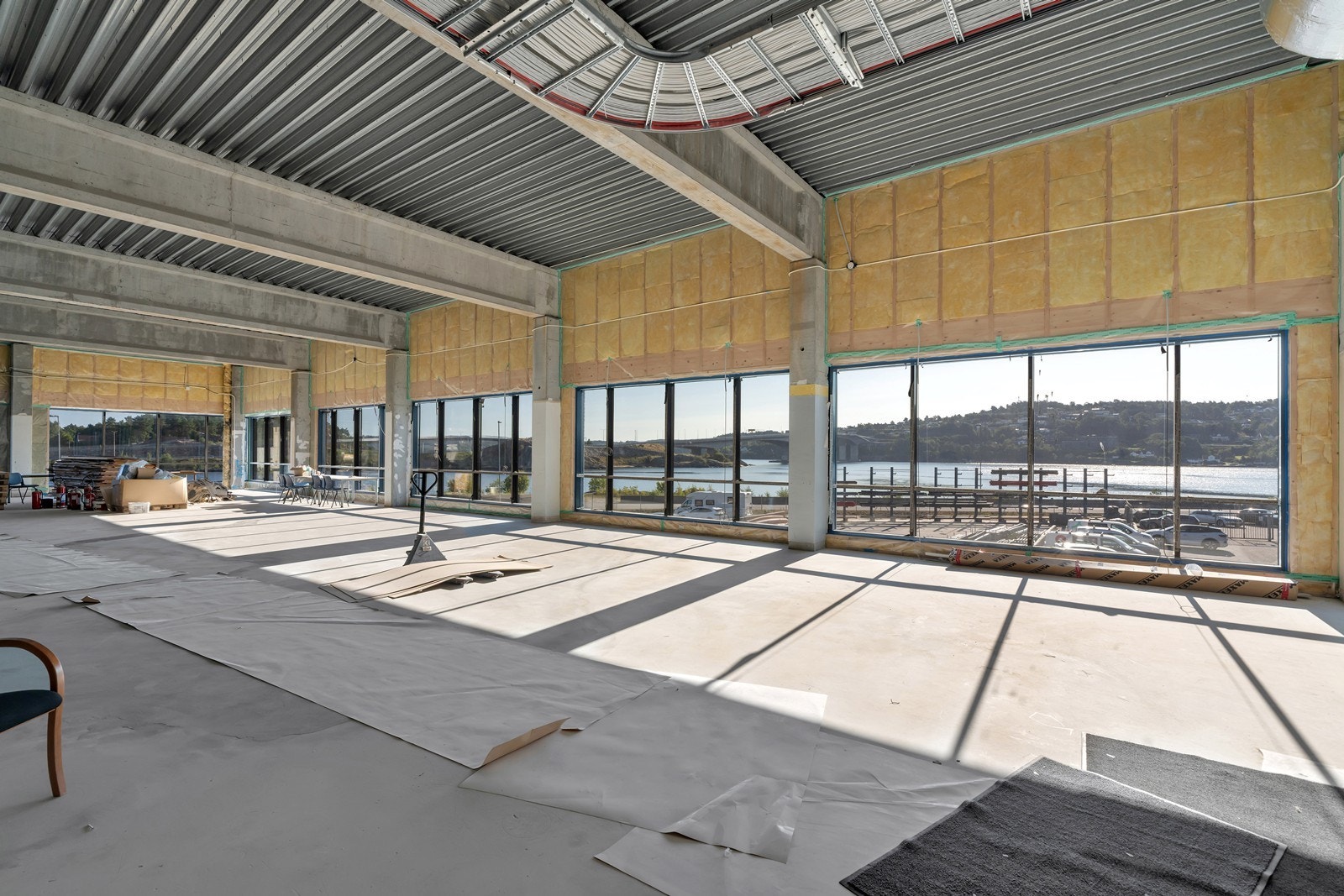 Kontor/showroom med fantastisk sjøutsikt og sentral beliggenhet på Vige, Kristiansand Øst