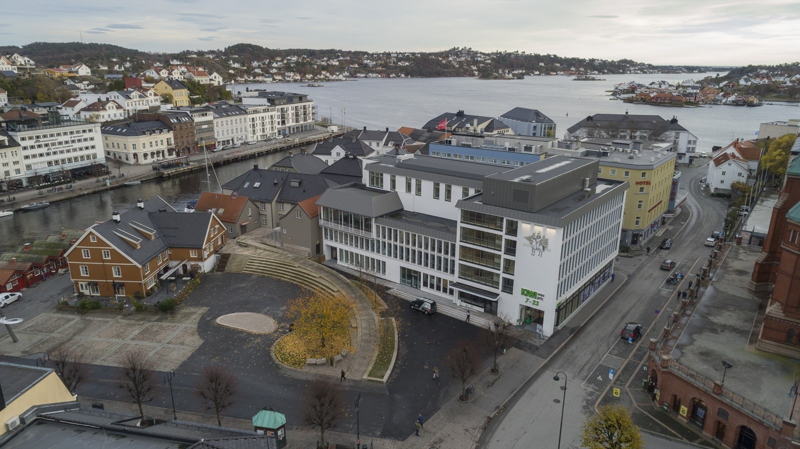 Attraktivt kontorlokale i Kanalgården i Arendal sentrum