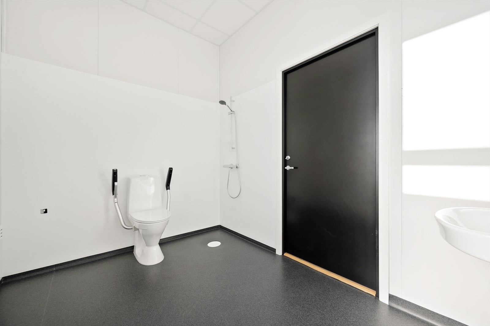 Moderne kontorer sentralt på Stoa