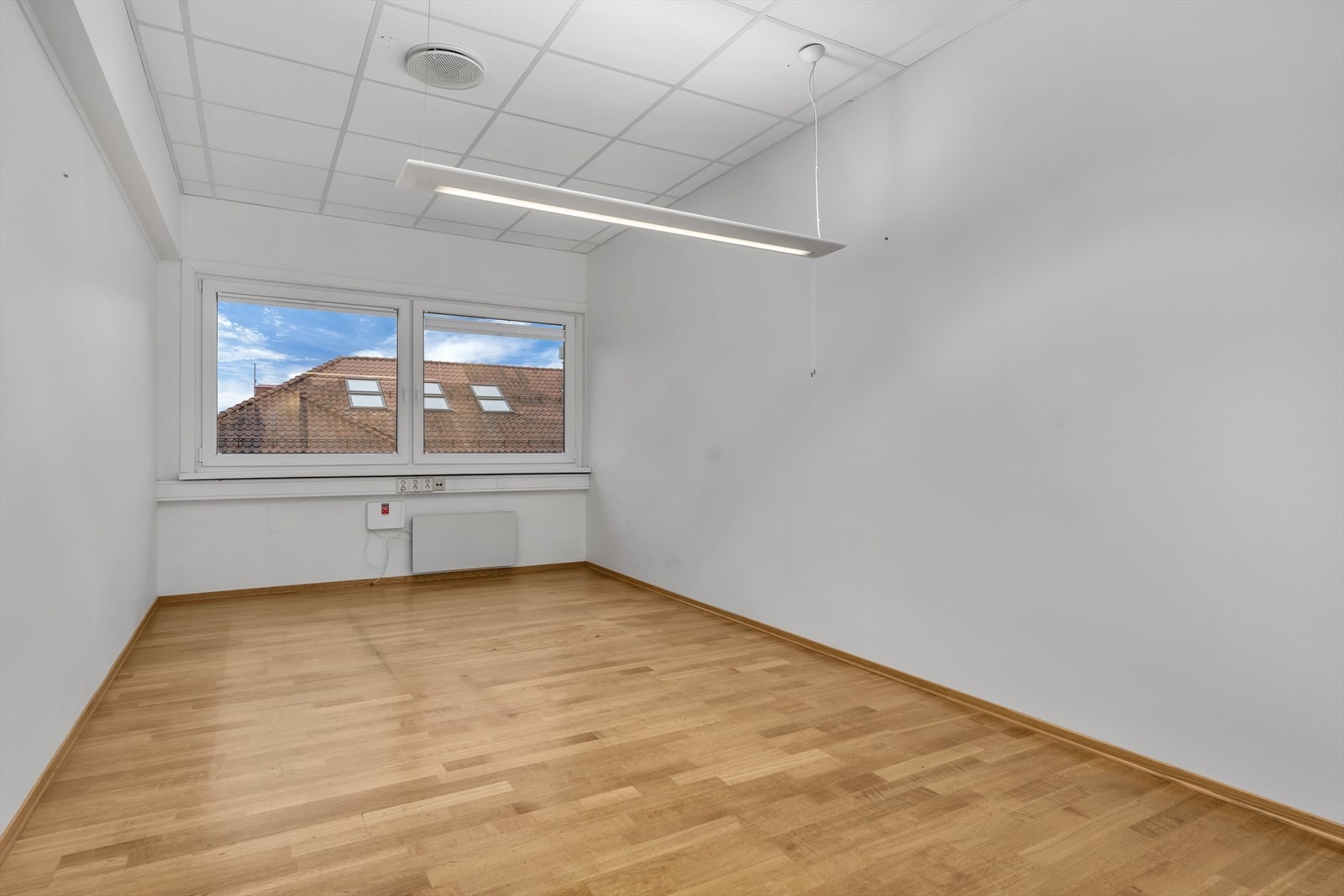 Kontorer midt i sentrum | 8 cellekontorer | 5. etg | Eksklusive arealer på ca. 280 kvm BTA
