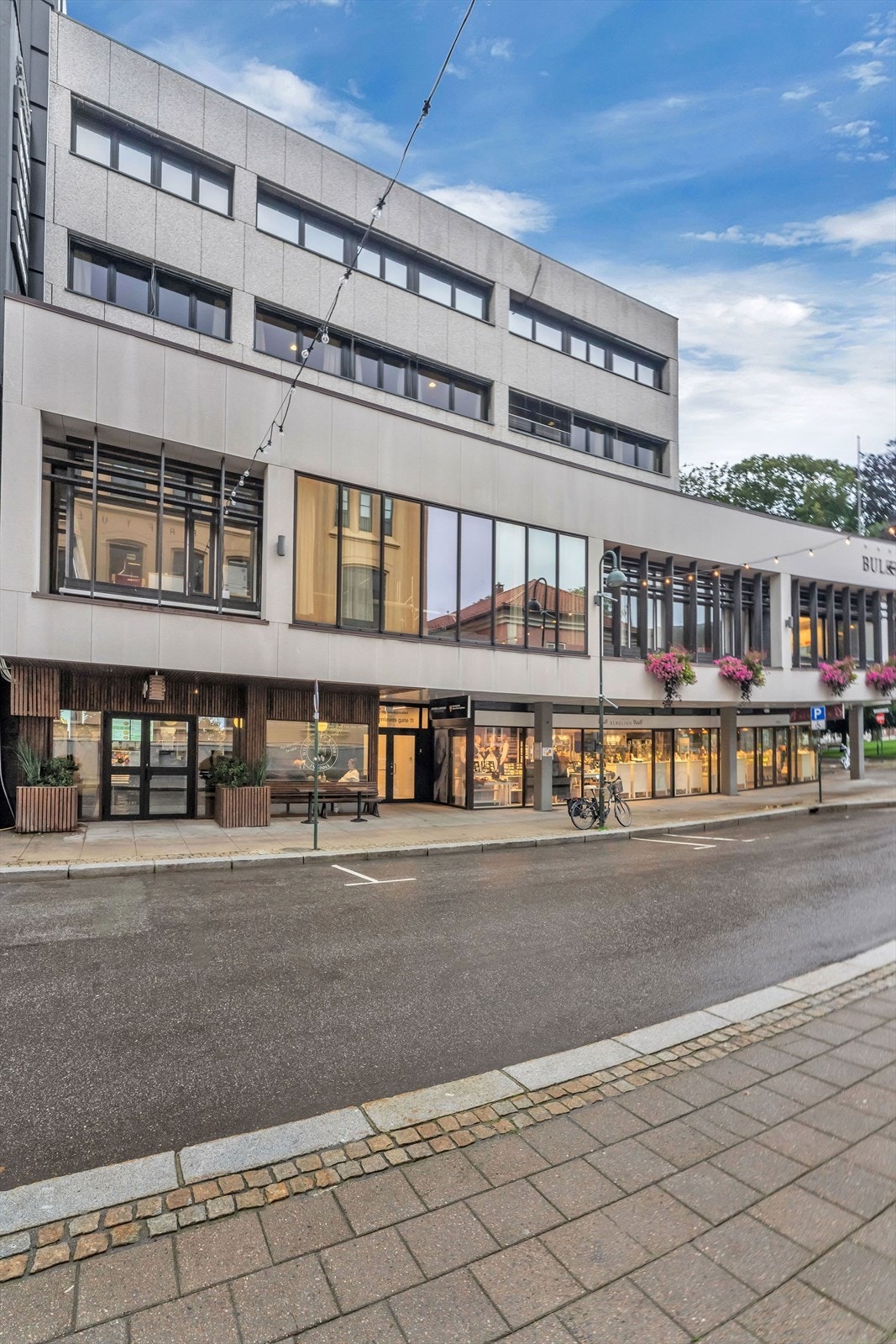 Kontorer midt i sentrum | 8 cellekontorer | 5. etg | Eksklusive arealer på ca. 280 kvm BTA