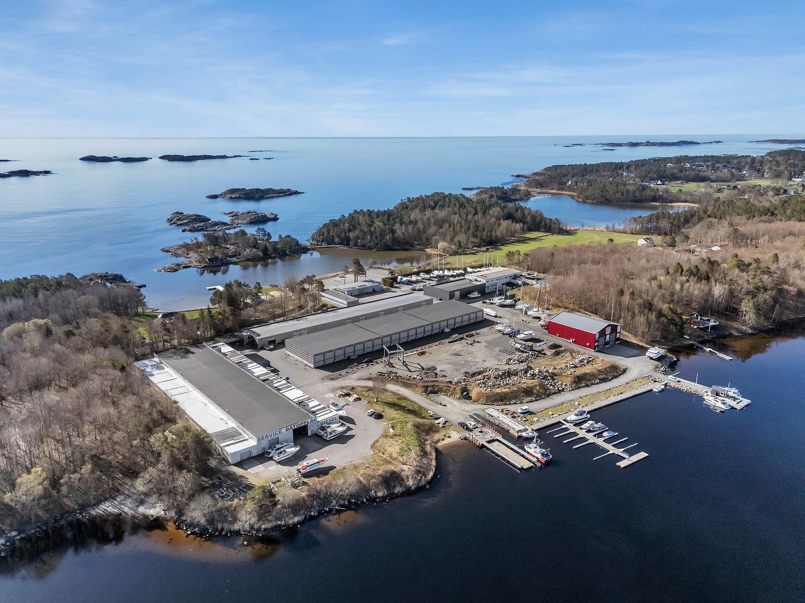 Lager-/Industribygg med stor tomt