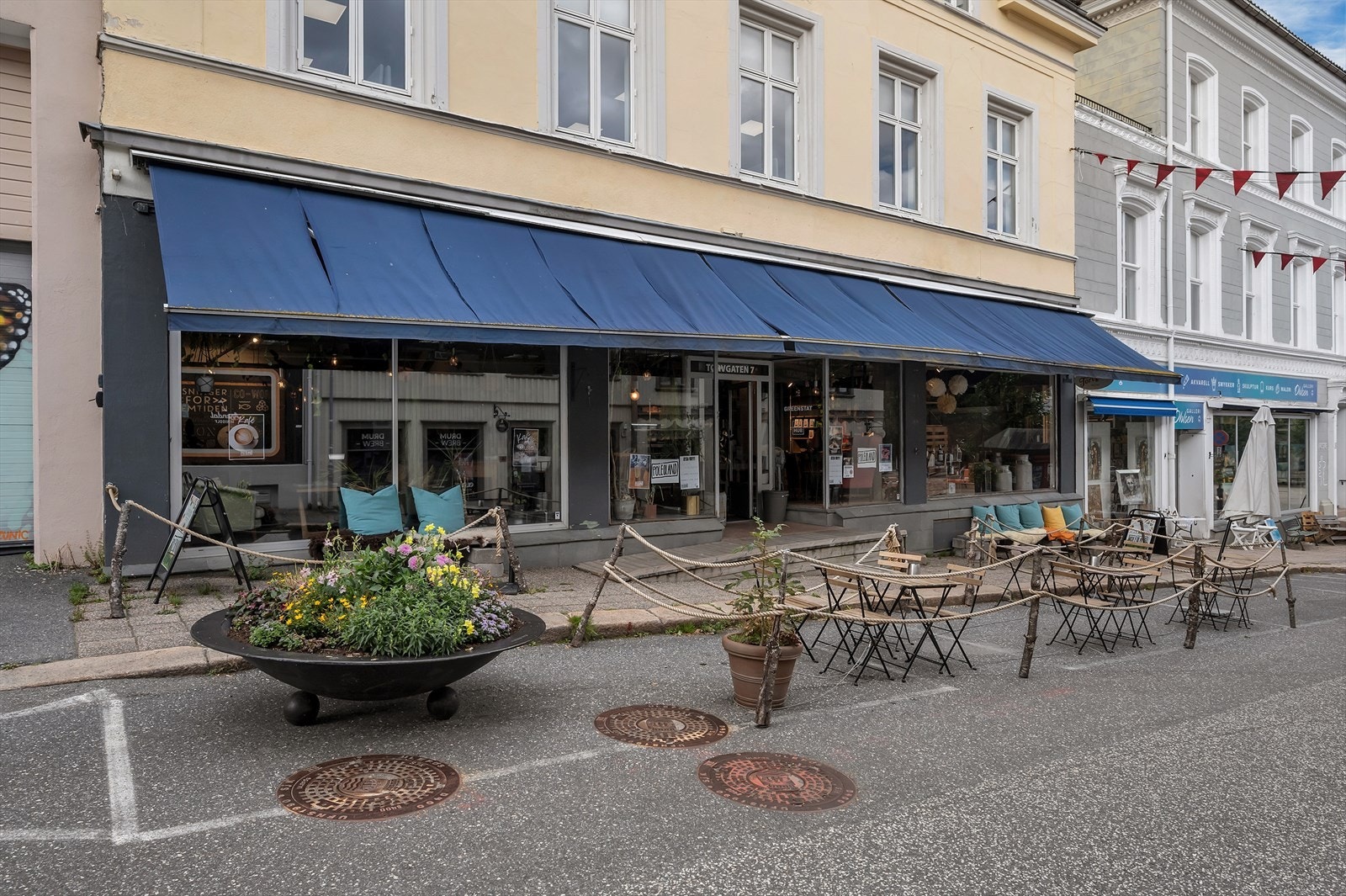 NY PRIS ! Torvgaten 7 Bygård i Arendal Sentrum