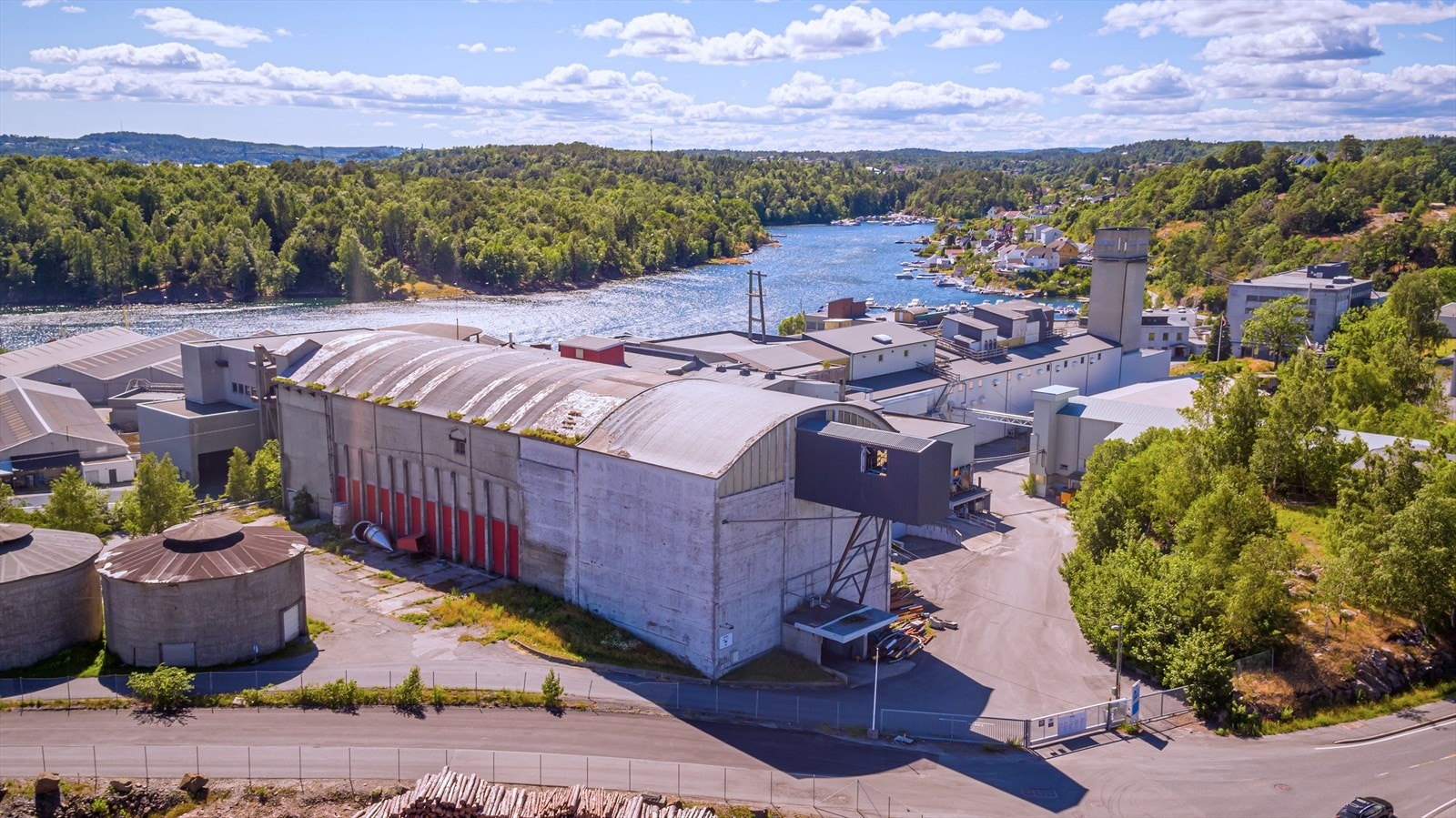 Strategisk knutepunkt for sjøbasert industri og logistikk - ved Arendal havn, Eydehavn