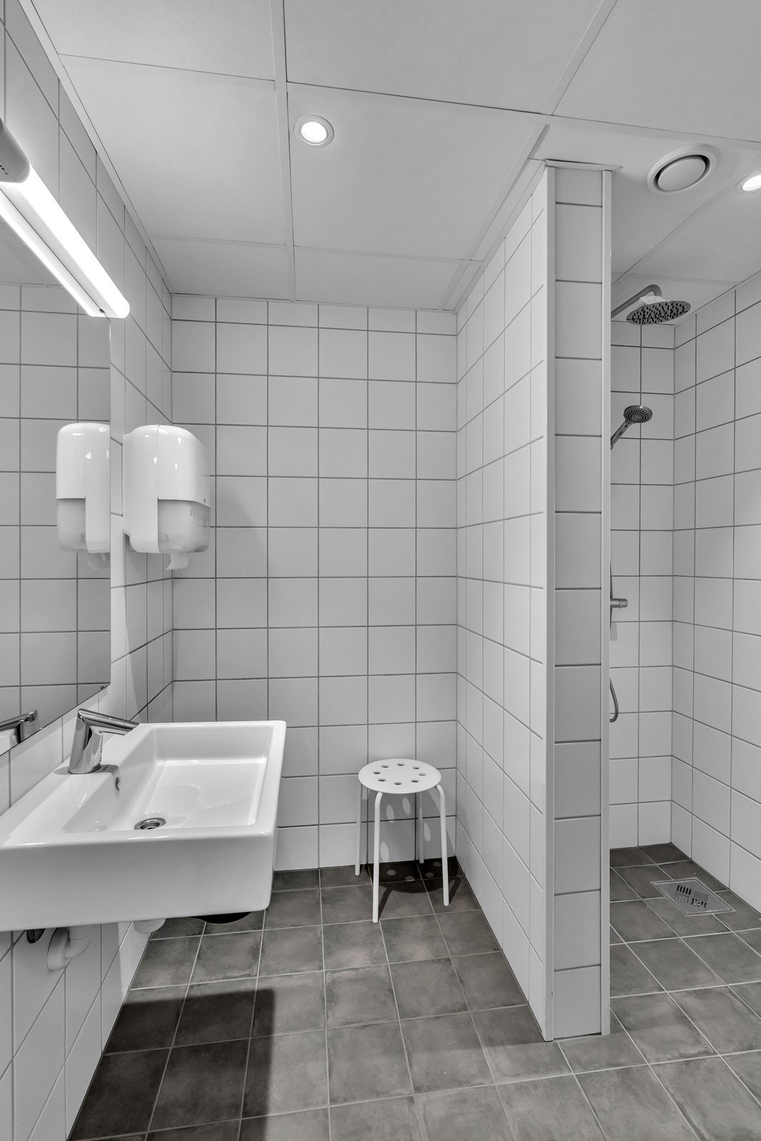Byggevarehus på 3 700 kvm BTA med svært gode utelagringsmuligheter