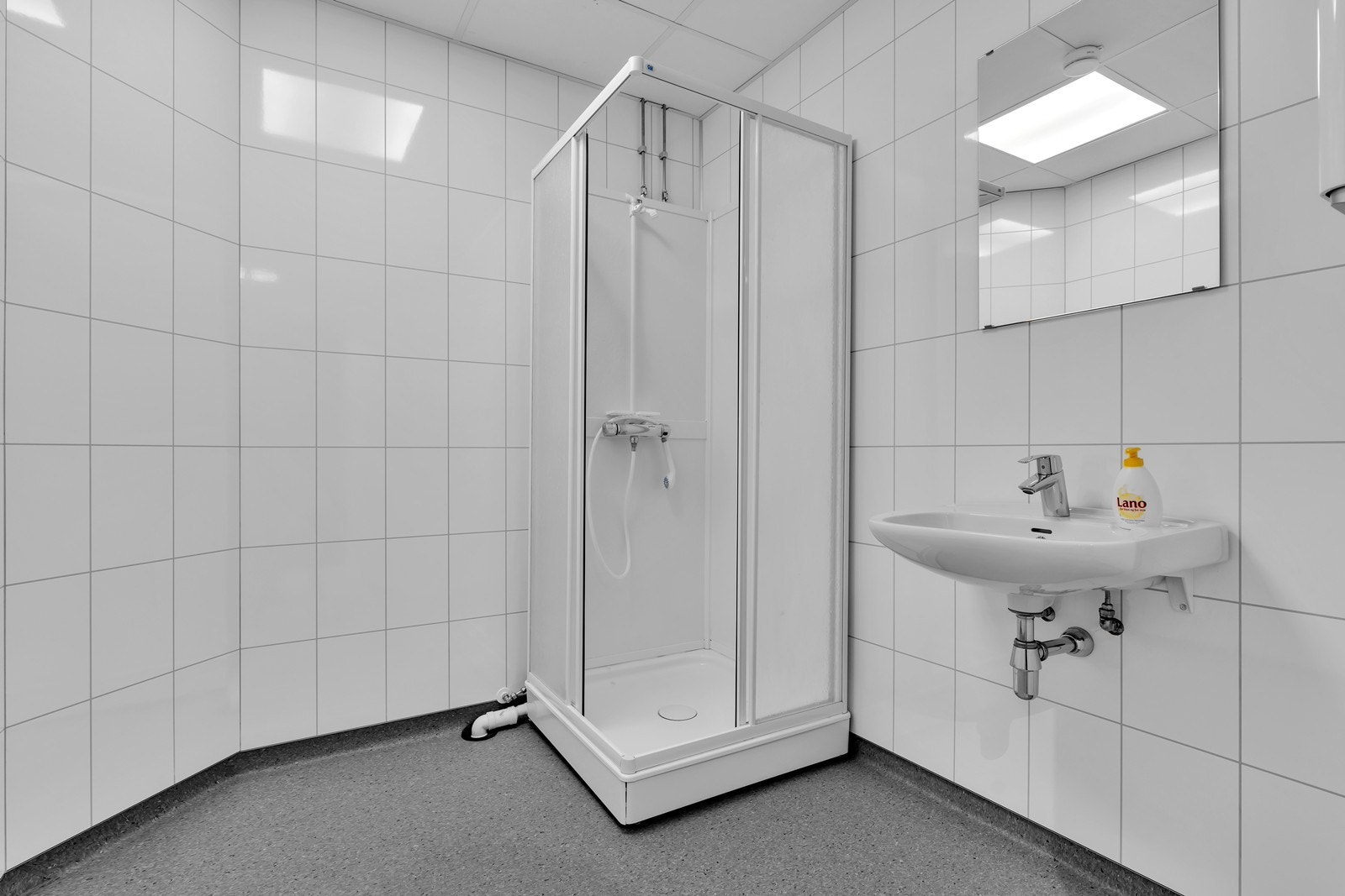 Kontorfelleskap midt i Arendal sentrum!